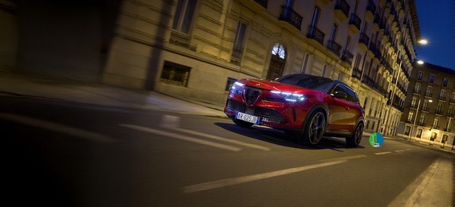 JUNIOR IBRIDA 107KW (145CV) - Stellantis &You JUNIOR IBRIDA 107KW (145CV) - Stellantis &You
