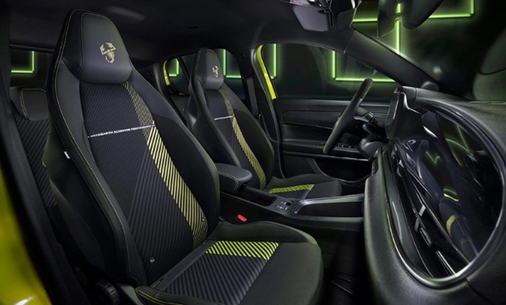 Abarth 600e Intérieur - Stellantis &You Abarth 600e Intérieur - Stellantis &You