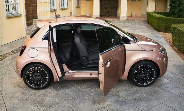 Fiat 500e 3+1 - Stellantis &You Fiat 500e 3+1 - Stellantis &You