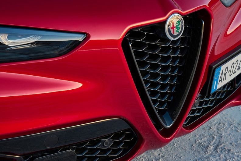 alfa-romeo-stelvio-detalle