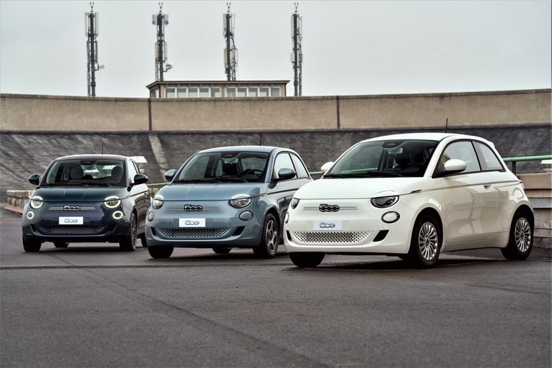 colorido fiat 500 eléctrico