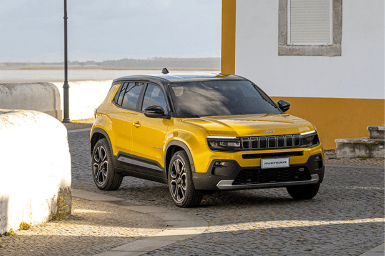 nouveau-jeep-avenger-voiture-jaune