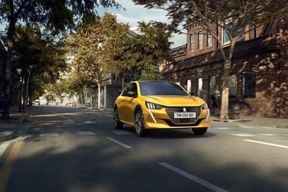 peugeot 208 vs citroen c3