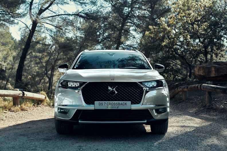 ds7 crossback suv ibrido